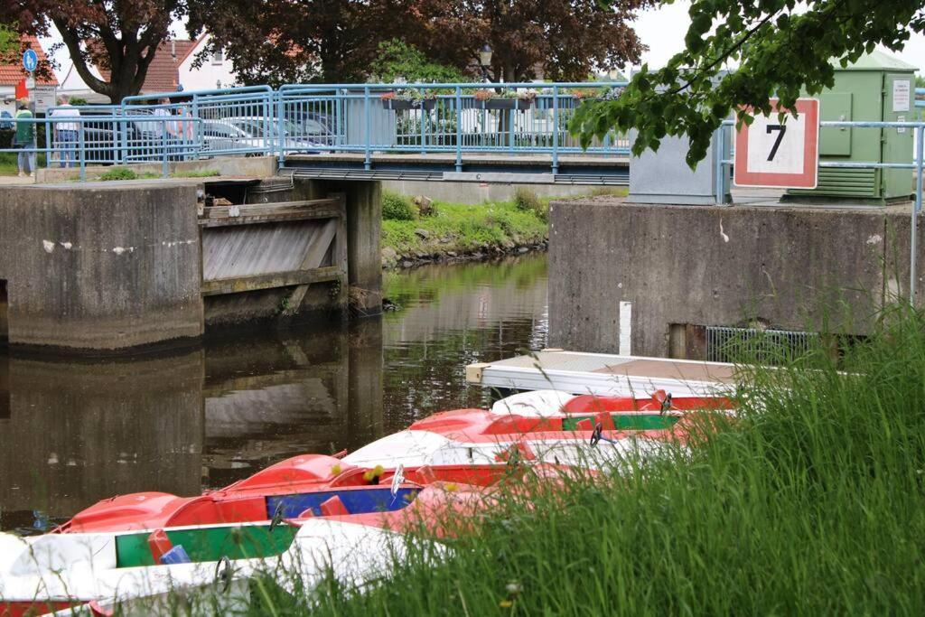 Hollaender Flair Friedrichstadt Exterior photo